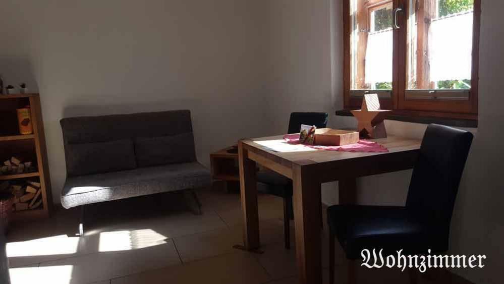Ferienhaus Mien Huesing ชตราลซุนด์ ภายนอก รูปภาพ